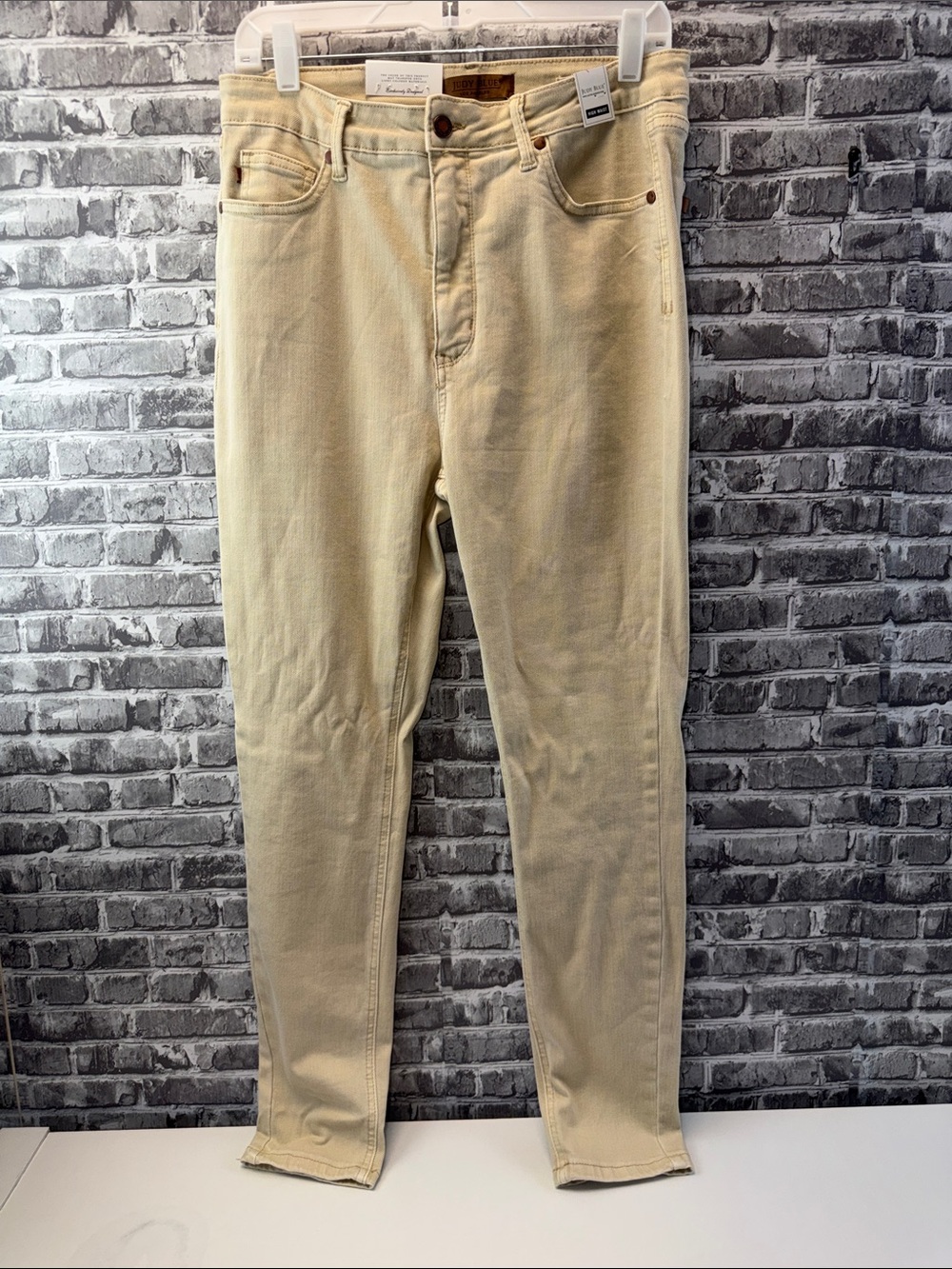 NWT‎ Judy Blue beige Stretch Jeans